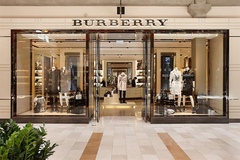 Marketing Strategy of Burberry - A Case Study - Marketing Mix - Place Strategy